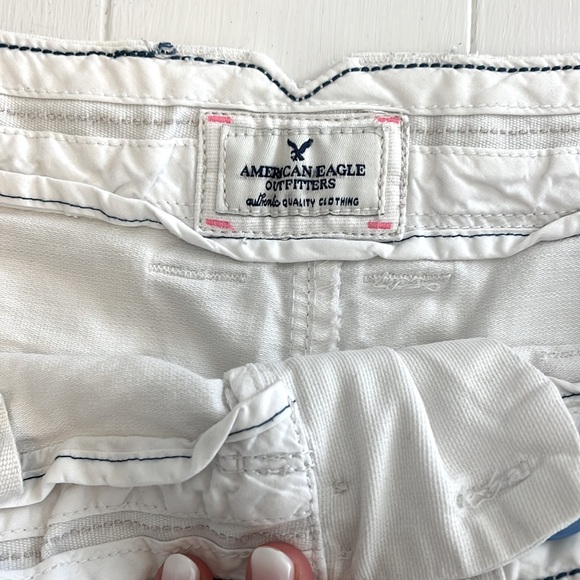 White American Eagle Shorts - Picture 3 of 5